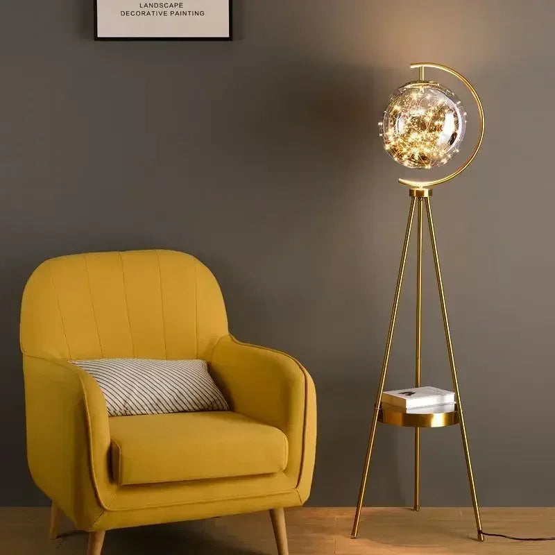 Nordisk Lyxig Glasglob Golvlampa – Stativ & Förvaring
