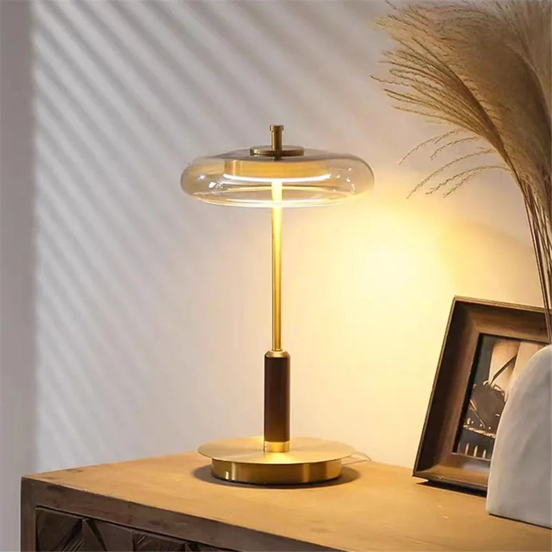 Lyxig Guld Glasgolvlampa Retro – Svamp Metalldesign