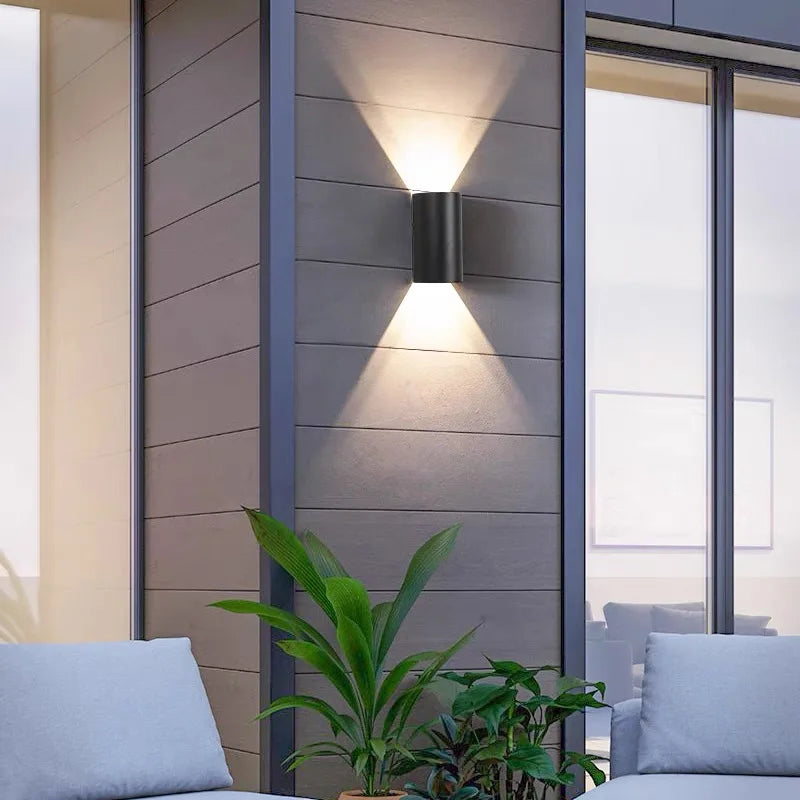 LED Kubform Vägglampa IP65 – Upp & Ner Trädgård