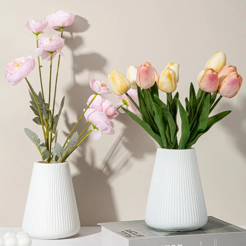 Nordisk Plastvas Dekorativ – Blomsterarrangemang & Heminredning