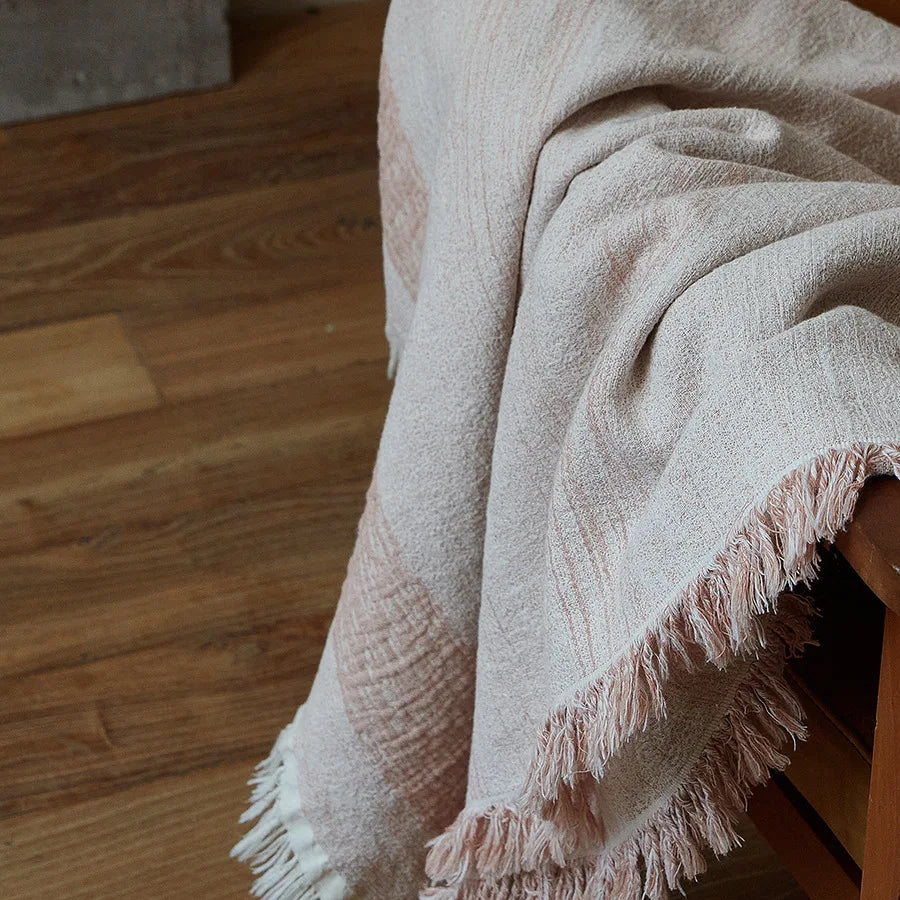Jacquardfilt i 80 % bomull och 20 % linne – stor sängfilt, soffpläd & överkast i elegant design