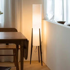 Nordisk Wabi-Sabi Trä Golvlampa – Hotell & Studierum