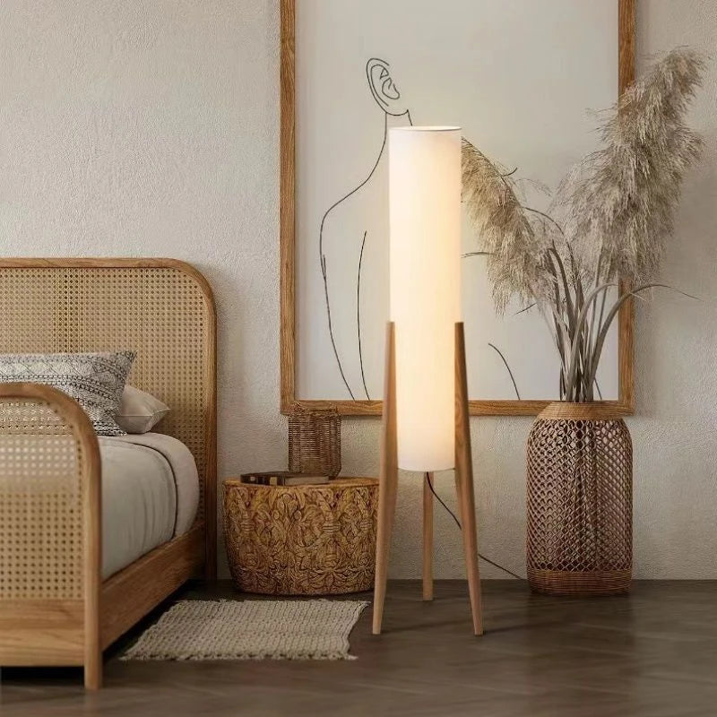 Nordisk Wabi-Sabi Trä Golvlampa – Hotell & Studierum