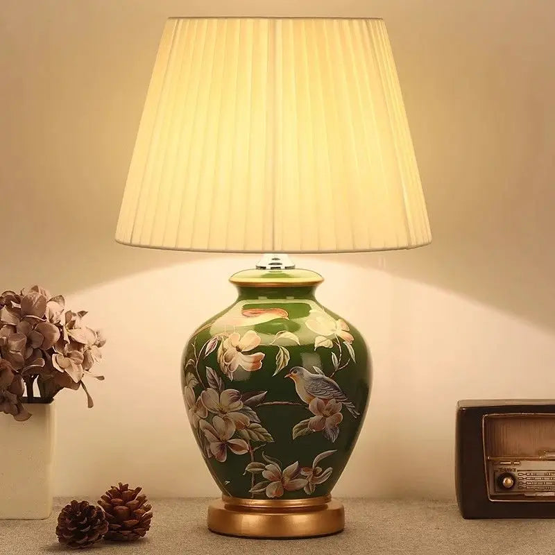Nordisk Vintage Keramisk Bordslampa – Tyglampskärm