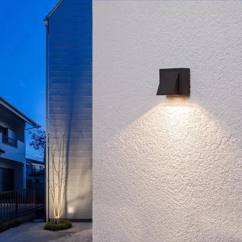 LED Kubform Vägglampa IP65 – Upp & Ner Trädgård