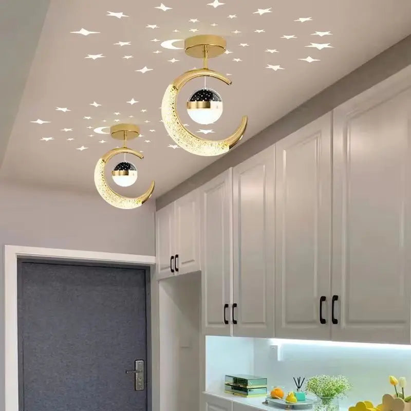 Kreativ Måne & Stjärnor LED Taklampa – Guld & Svart Loft
