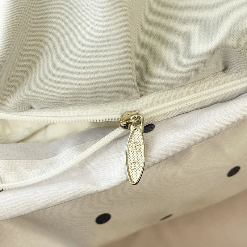 Broderat påslakanset i 100 % polyester – Elegant Sängkläder, Påslakan & 2 Örngott, Mjukt Bäddset för Sovrum