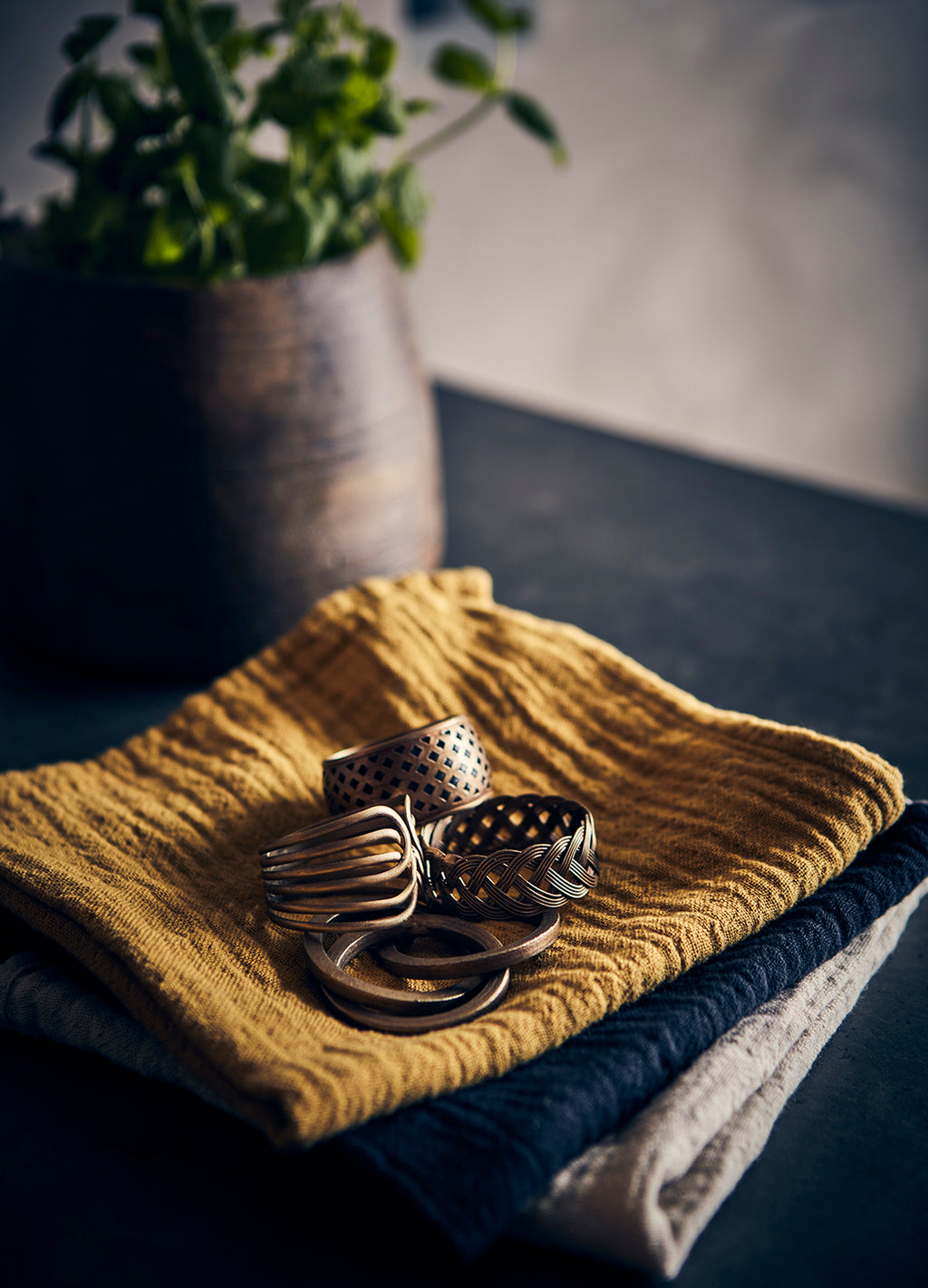 ODIN Servettring, svart 12st