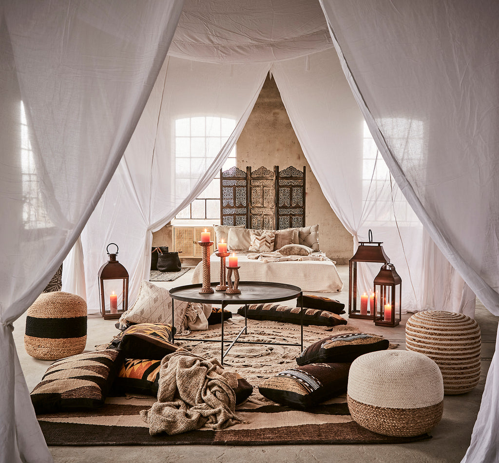 JUNI Sittpuff, Natur/elfenben